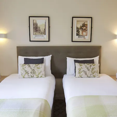 Victoria Square Clifton Village Hotel Bristol