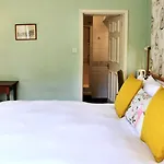 Hotel Victoria Square Clifton Village