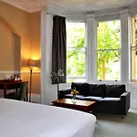 Victoria Square Clifton Village Hotel 3*