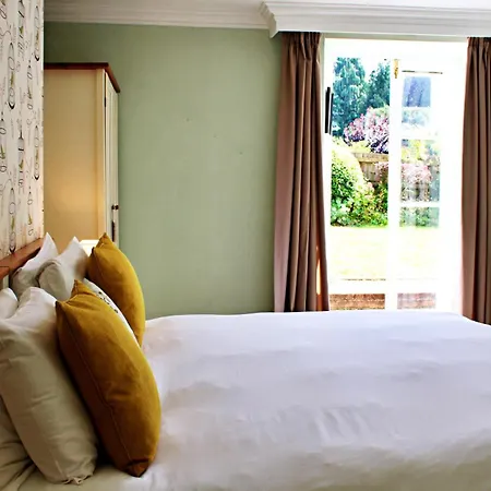 Hotel Victoria Square Clifton Village