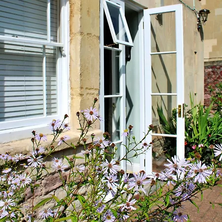 Victoria Square Clifton Village Отель