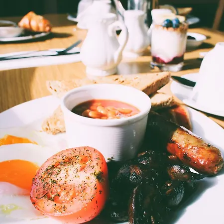 Victoria Square Clifton Village 3* Бристоль