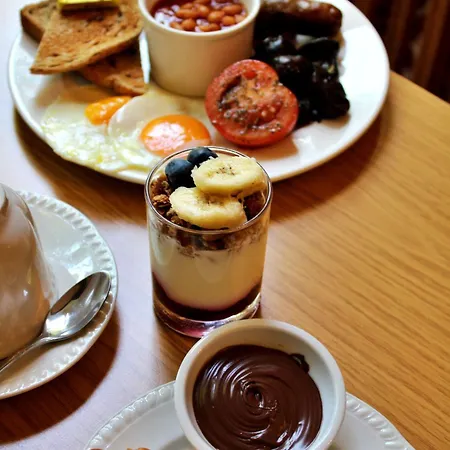 Hotel Victoria Square Clifton Village