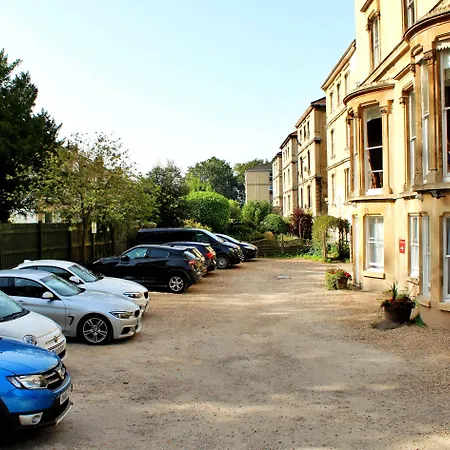 Victoria Square Clifton Village Hotel