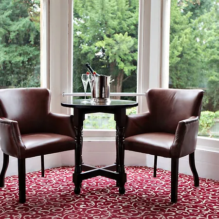 Victoria Square Clifton Village Hotel Bristol