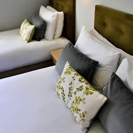 Victoria Square Clifton Village Hotel Bristol