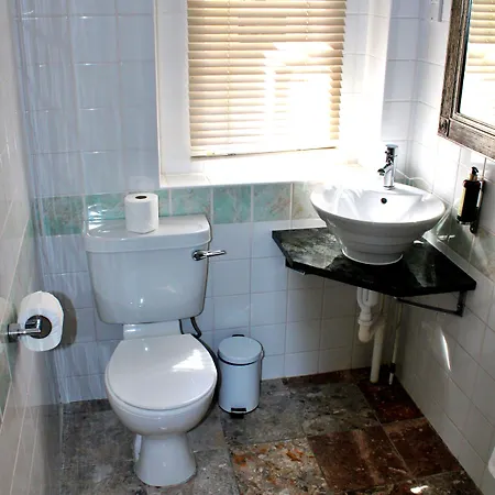 Victoria Square Clifton Village Hotel