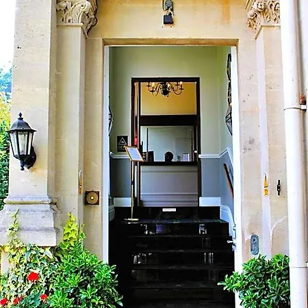 Hotel Victoria Square Clifton Village 3*