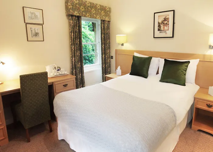 酒店 克利夫顿村维多利亚广场酒店