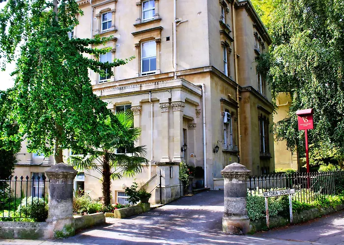 Victoria Square Clifton Village Hotel 3*