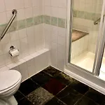 Hotel Victoria Square Clifton Village 3*