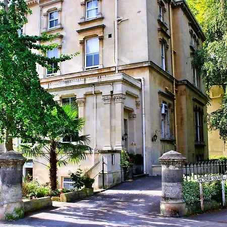 Victoria Square Clifton Village Отель Бристоль