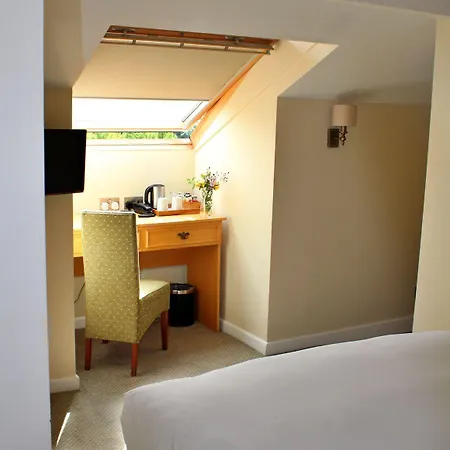 Victoria Square Clifton Village 3* Бристоль