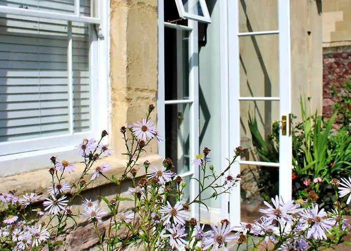 Victoria Square Clifton Village Hotell