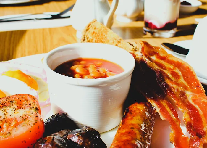 Victoria Square Clifton Village Hotell 3*